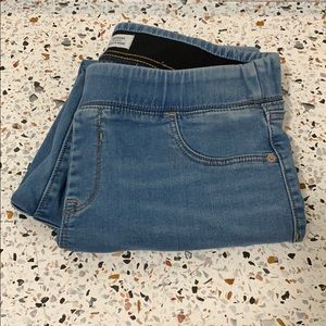 Old Navy Rockstar Pull on Jeans